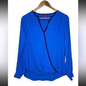 🩷NEW Vince Camuto long sleeves blue blouse size xs